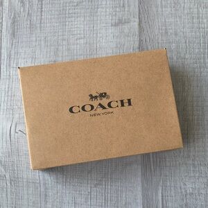 Coach New York Kraft Brown Logo Gift Box